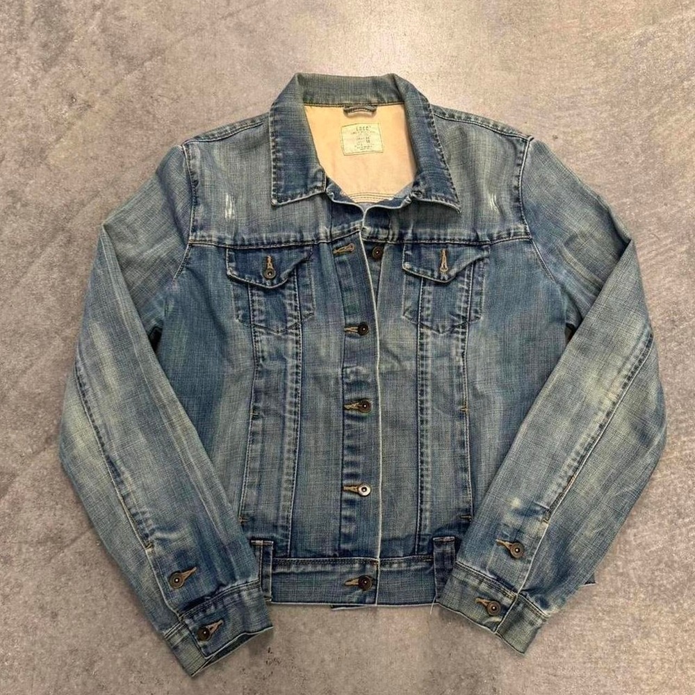 Womans Trucker Jean Jacket Faded Denim Cropped Western Button Up SZ 14